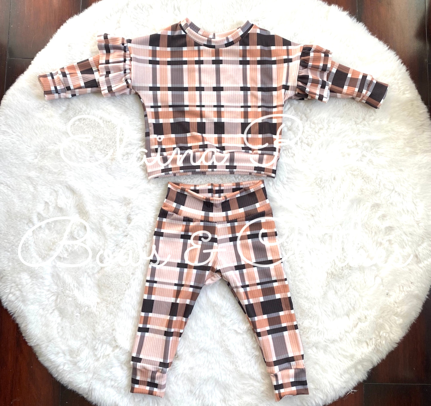 nude plaid