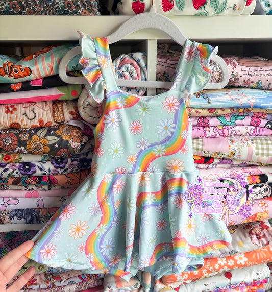Wavy rainbow floral